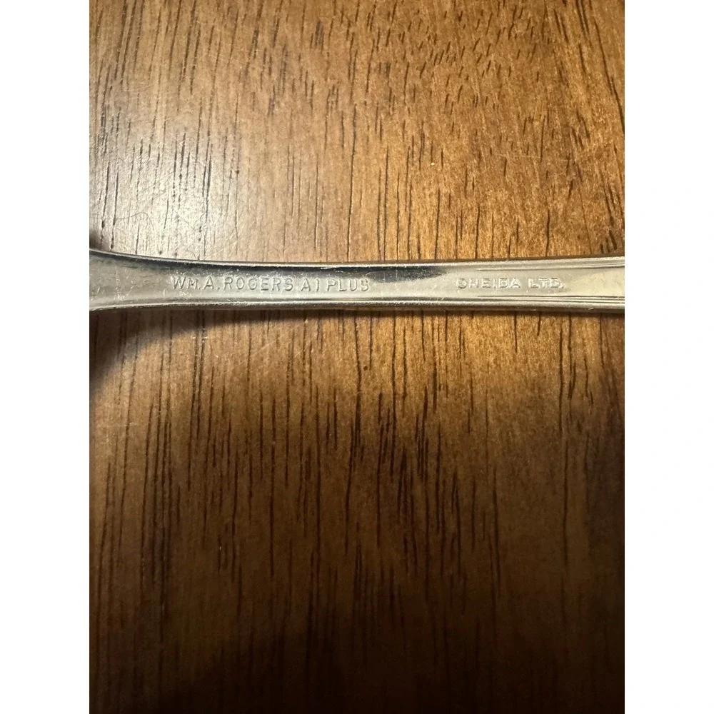 Wm. A. Rogers A1 Plus Oneida Ltd Set of 3 Silverplate Dinner Forks